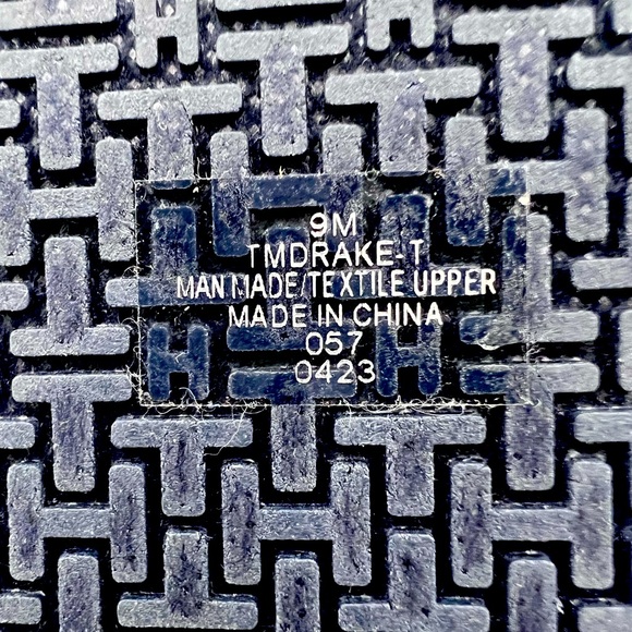 TOMMY HILFIGER MEN’S BROWN AND NAVY FLIP FLOPS, DRAKE-T STYLE, SIZE 9M - Picture 13 of 15